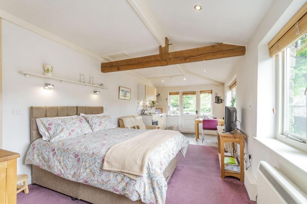 The Friendly Room Austwick 外观 照片